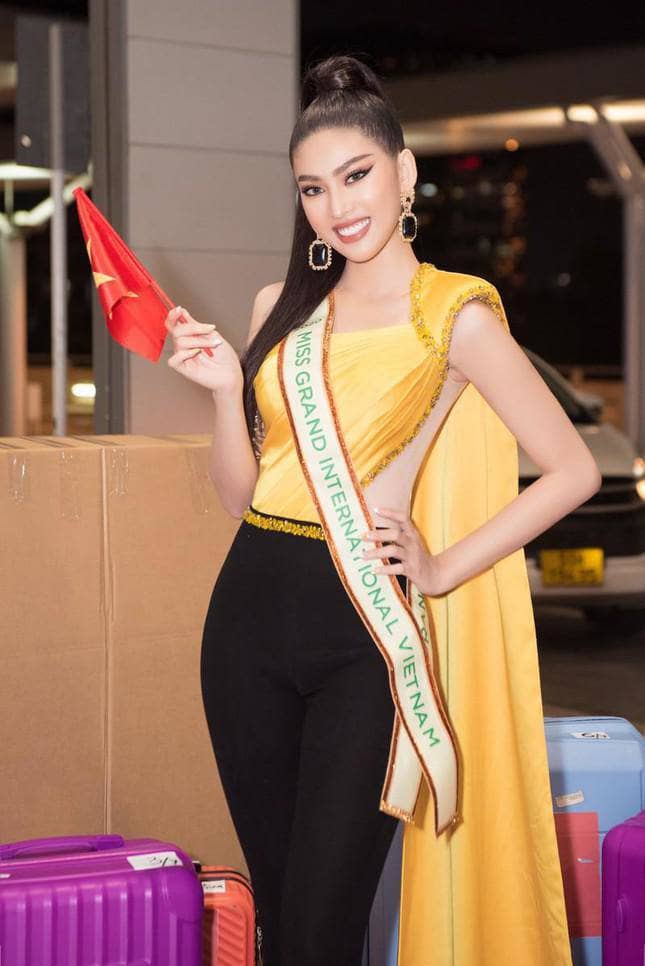 Á hậu Ngọc Thảo lọt top 20 Miss Grand 2021.